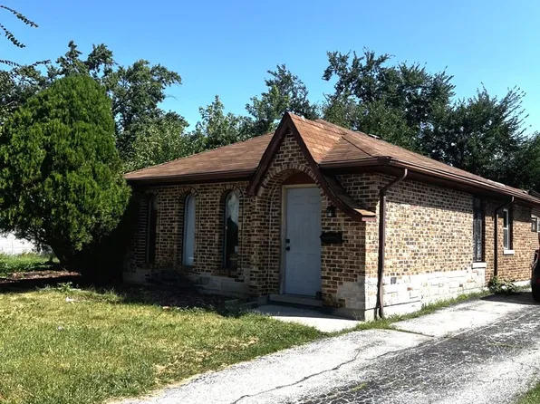 225 S Orchard Dr, Park Forest, IL 60466