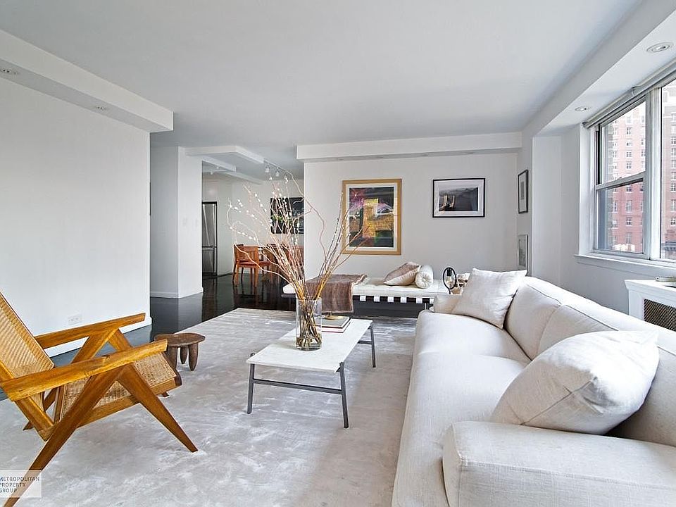 1st image of 139 E 33rd St #8