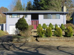 9402 11th Ave SW, Seattle, WA 98106