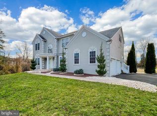 1264 Penns Gate Cir, Feasterville Trevose, PA