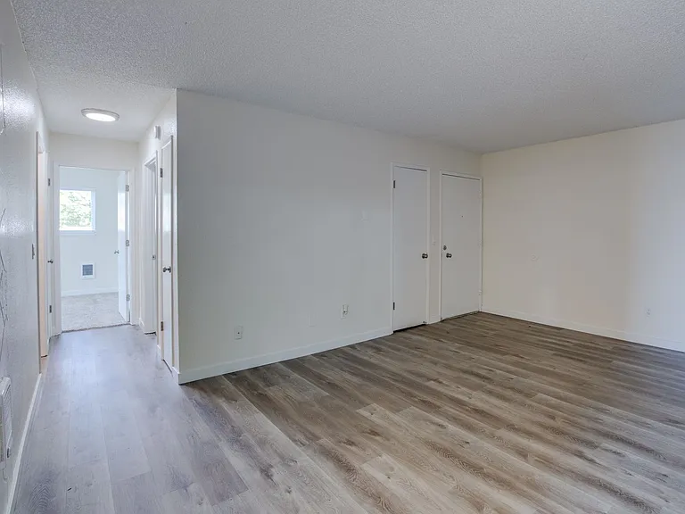 PARK PLACE APARTMENTS - YOUR HOME IS HERE! - UP TO 6 WEEKS FREE! — Photo 14