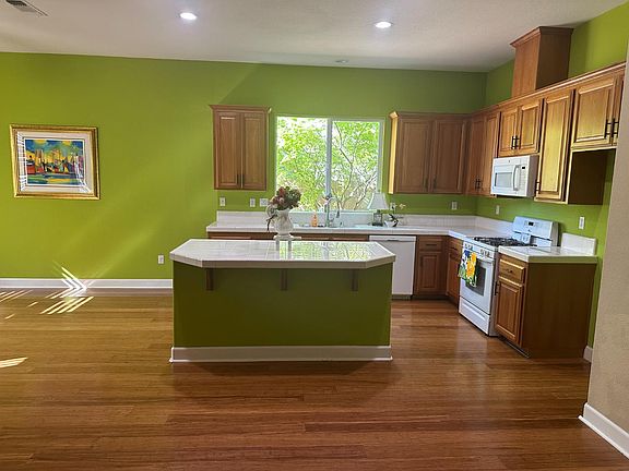 3rd image of 2064 Ranch Bluff Way