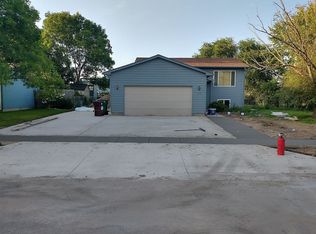 140 W Carroll St, Tea, SD 57064