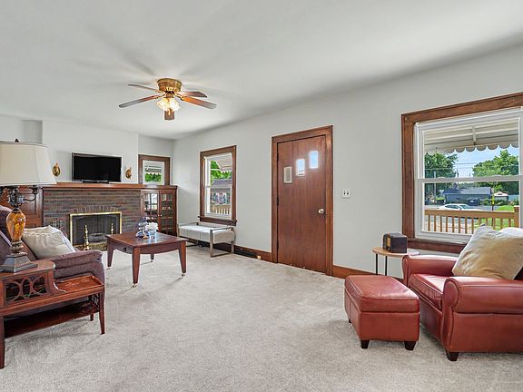 4th image of 3203 18th Ave