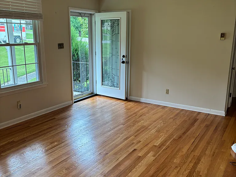 11157 Thornton Dr — Photo 5