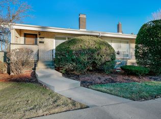 1243 S Mannheim Rd #1, Westchester, IL 60154