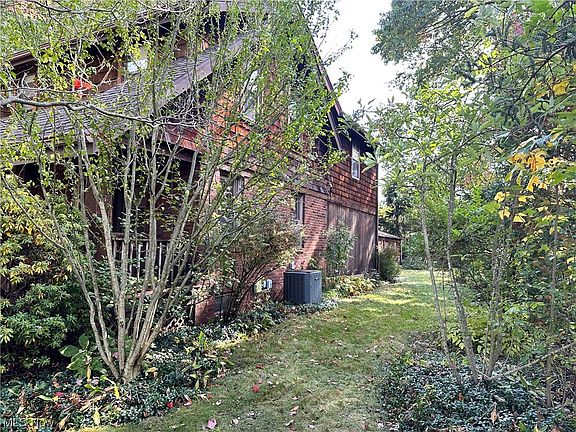 4th image of 1426 Westvale Ave