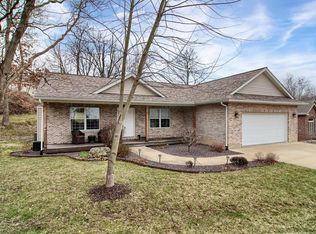 693 Schwarz Rd, Edwardsville, IL 62025