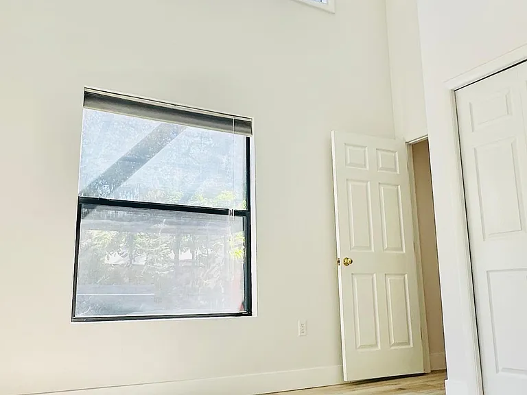 3103 W Knights Ave — Photo 24