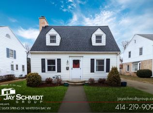 6109 N Lydell Ave, Whitefish Bay, WI 53217