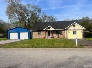 1304 Julie Ave, Cahokia, IL