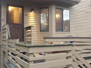 210 Treadwell St UNIT 402, Hamden, CT 06517