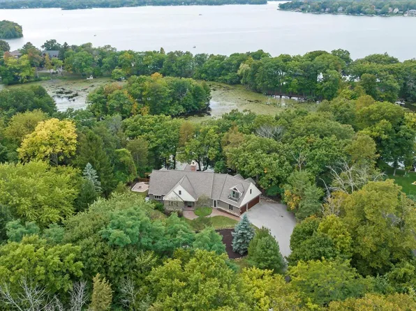 W332N6115 County Road C, Nashotah, WI 53058