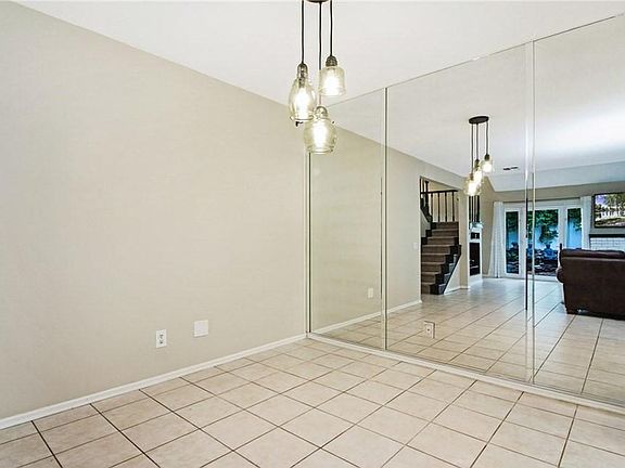 4th image of 2163 Kristin Ln