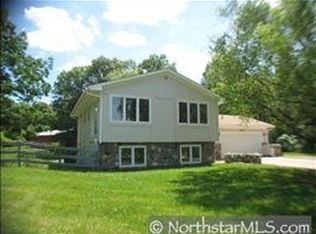 22685 Nightingale St NW, Oak Grove, MN 55005