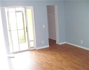 1st image of 519 Meadows Cir #519
