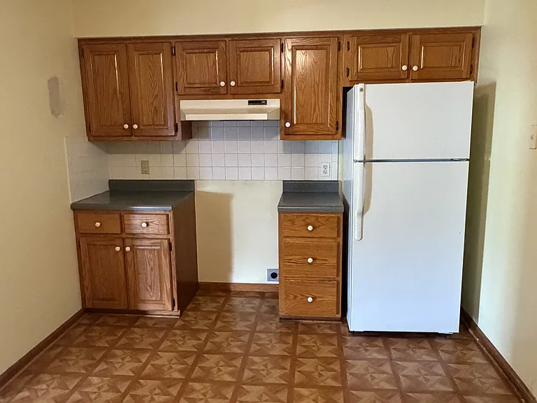 74 S Heather Ln #A — Photo 7