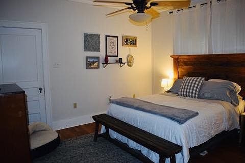 Second bedroom with door to walk in closet