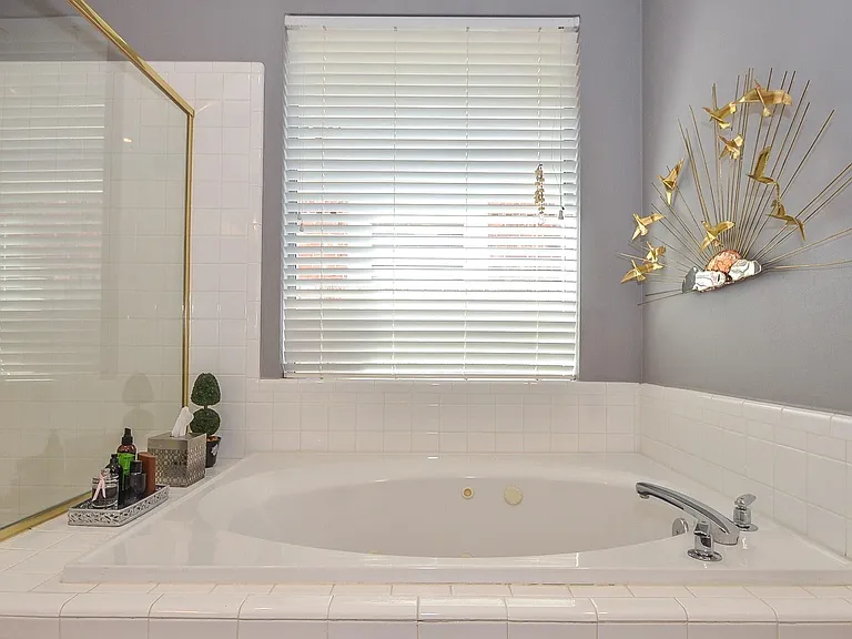 12306 S Shadow Cove Dr — Photo 22