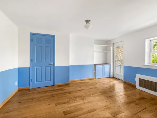 319 Prospect Avenue image 12 of 13