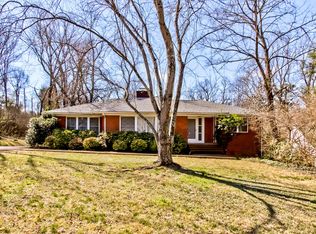 319 SW Kingston Ct, Knoxville, TN 37919