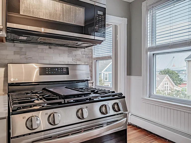 38 Brackett St #1 — Photo 7