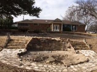 508 County Road 125, Highland Haven, TX 78654