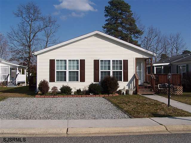 1st image of 47 Dogwood Ln