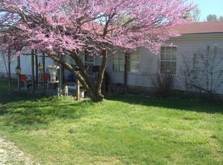 7712 Heron Dr, Neosho, MO 64850