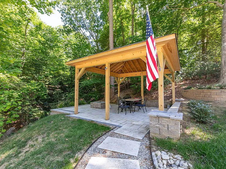 120 Timberwood Dr — Photo 13
