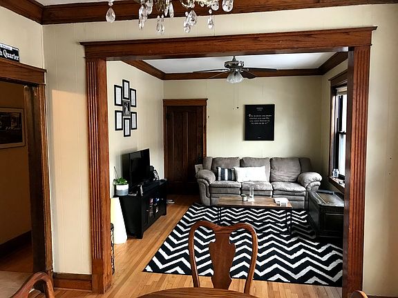 3rd image of 4322 N Hoyne Ave #1