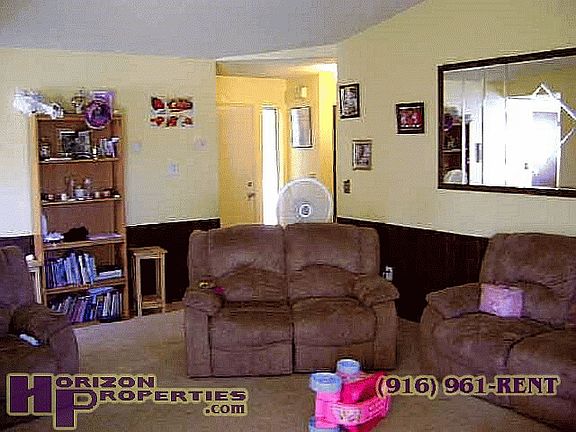 (4) : 8392 Sutter Buttes Way Sacramento, CA