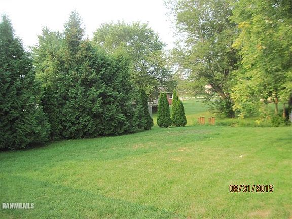 3rd image of 100 S Mill Ln