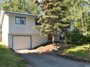 4916 Castle Ct, Anchorage, AK 99508