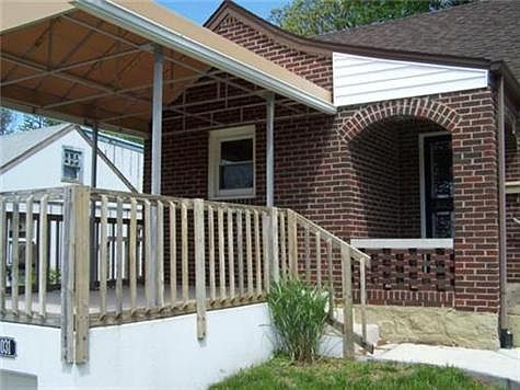 2nd image of 2031 N 40th St
