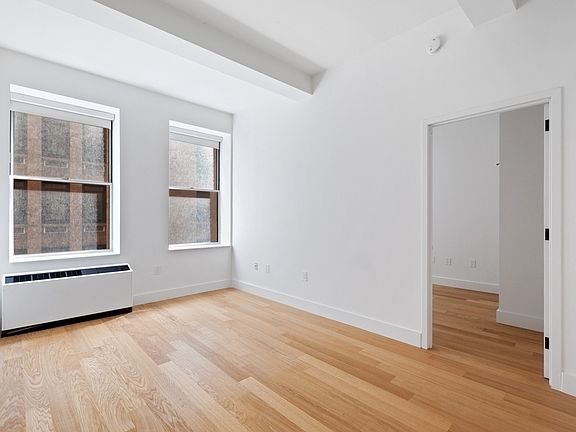 4th image of 67 Wall St APT 3B