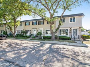 28306 Universal Dr, Warren, MI