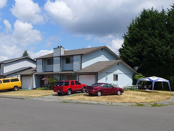 3rd image of 1806 C St SE