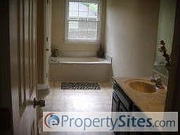 5th image of 1240 Wheatfield Dr