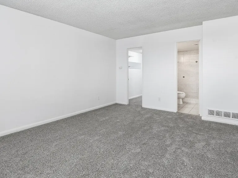 12450 E Cornell Ave #103 — Photo 18