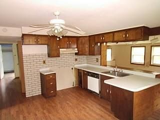 2nd image of 10226 Root River Dr