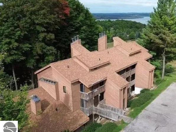 4673 N Cross Over Dr #578, Bellaire, MI 49615