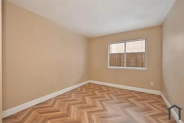 1585 Foxwood Dr — Photo 20