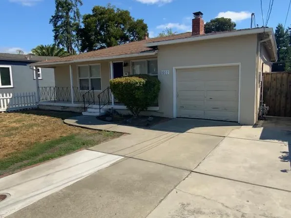 1027 Valota Rd, Redwood City, CA 94061