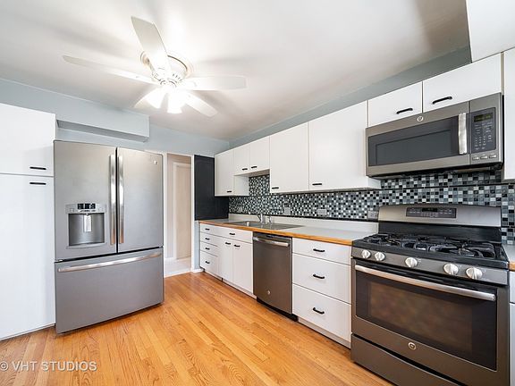 5th image of 6028 Green Dr
