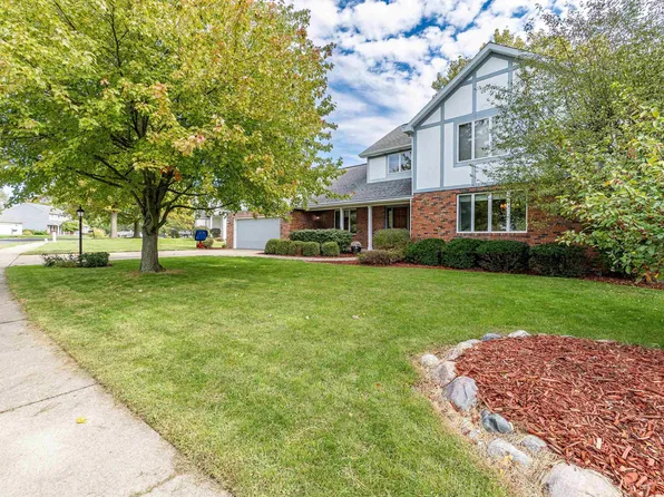 11912 N Devinwood Dr, Dunlap, IL 61525