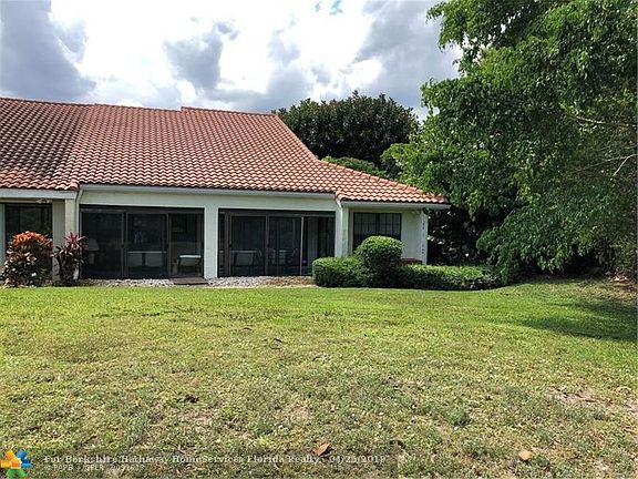Exterior overlooks golf course, no rear neighbors, corner location