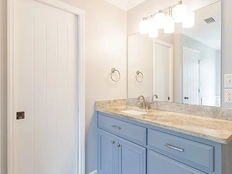 3964 Glen Laurel Dr W — Photo 7