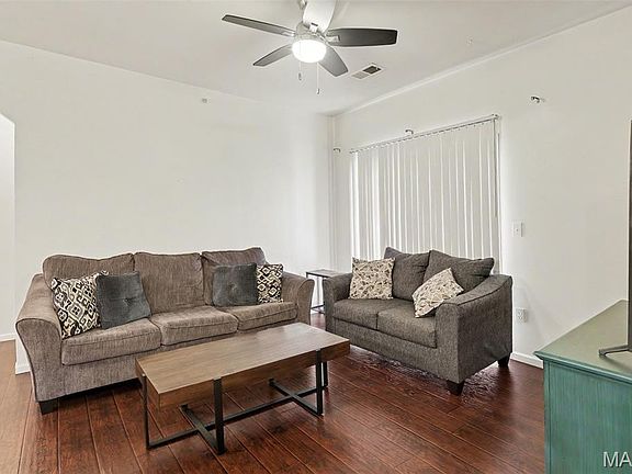 4th image of 29 Kassebaum Ln APT 106