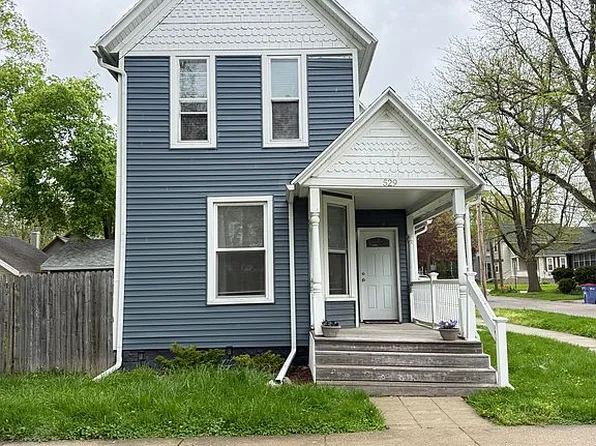 529 Carrier St NE, Grand Rapids, MI 49505